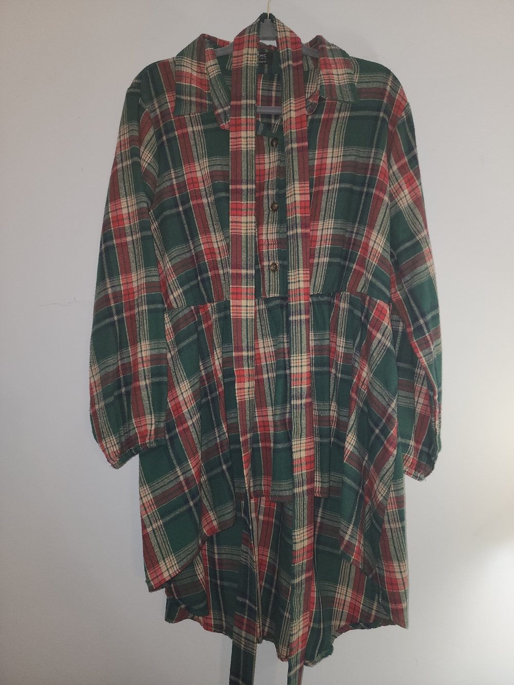 BloomChic Womens Plus Size Green and Red Plaid High/low Coatigan/dress With Tie